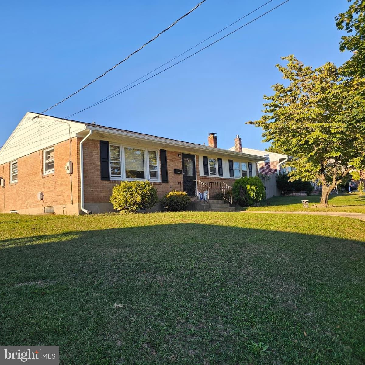 6900 Huntingdon Street photo 5