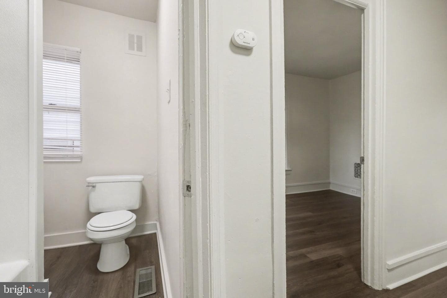 335 Poplar Street photo 23