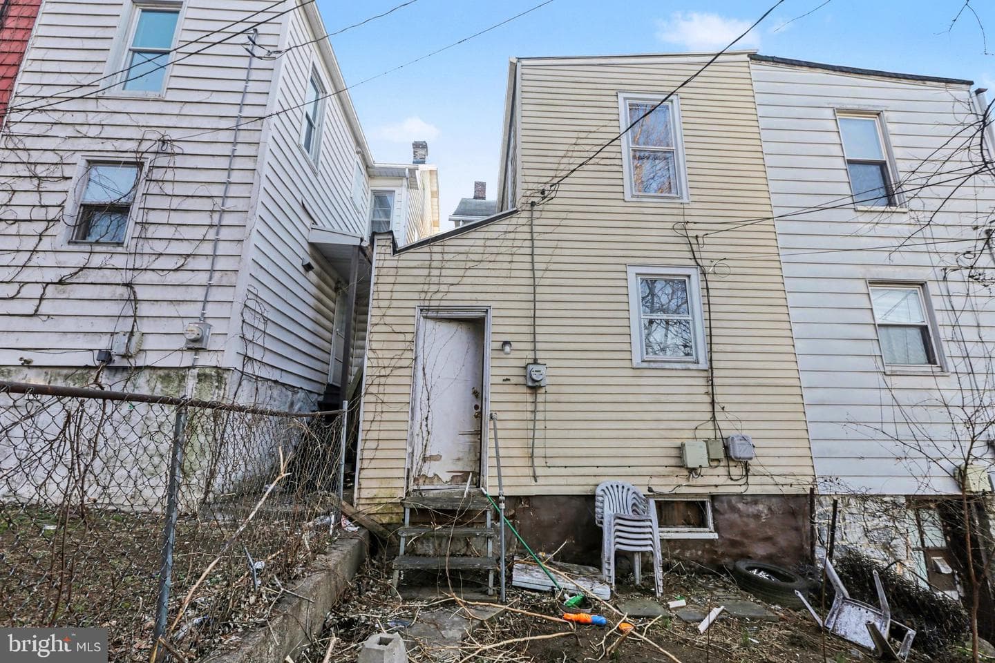 335 Poplar Street photo 25