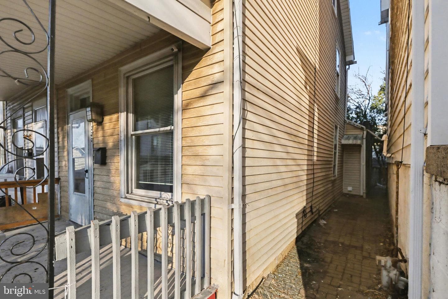 335 Poplar Street photo 27