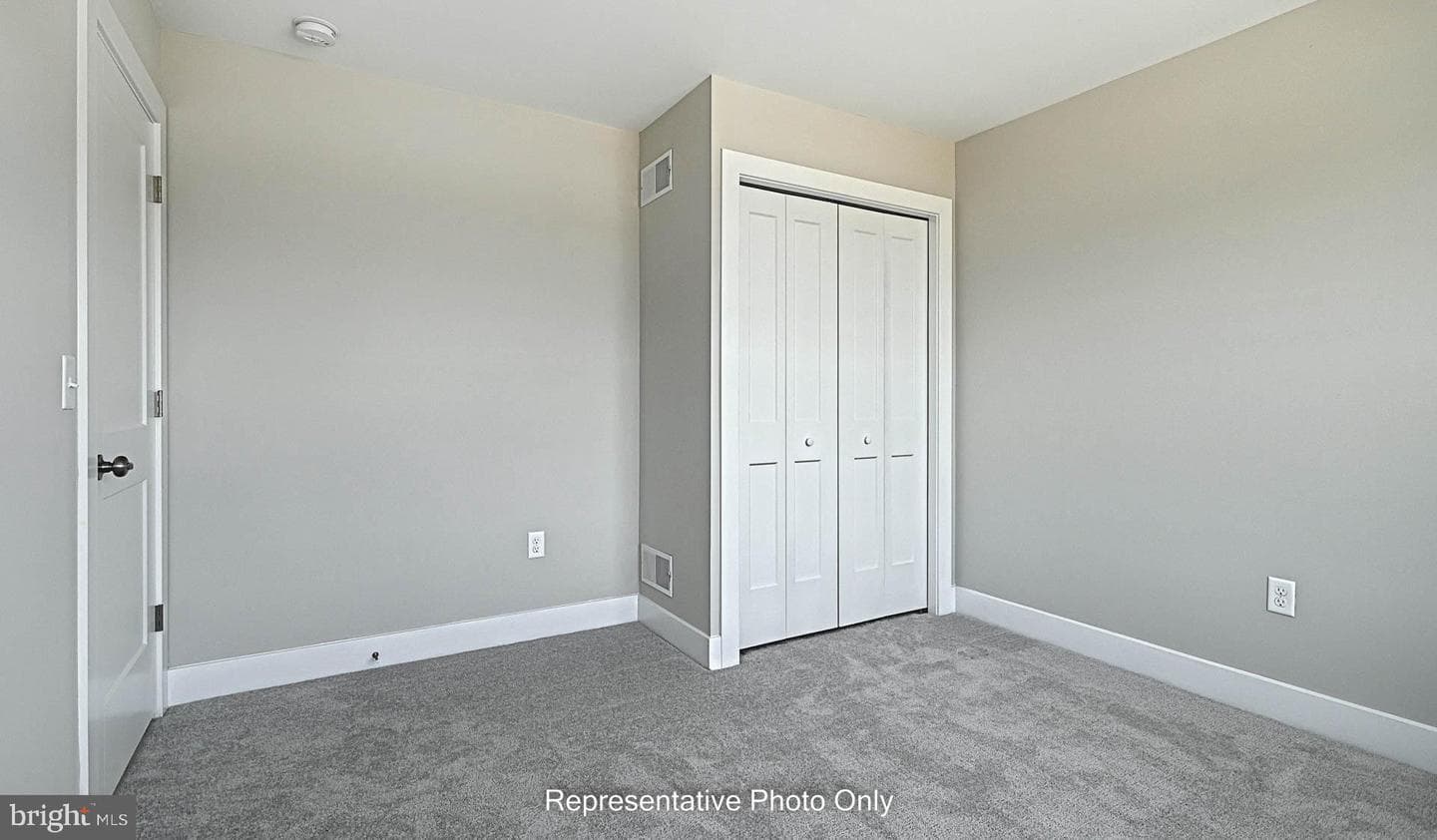 2420 Hawthorne Drive photo 23