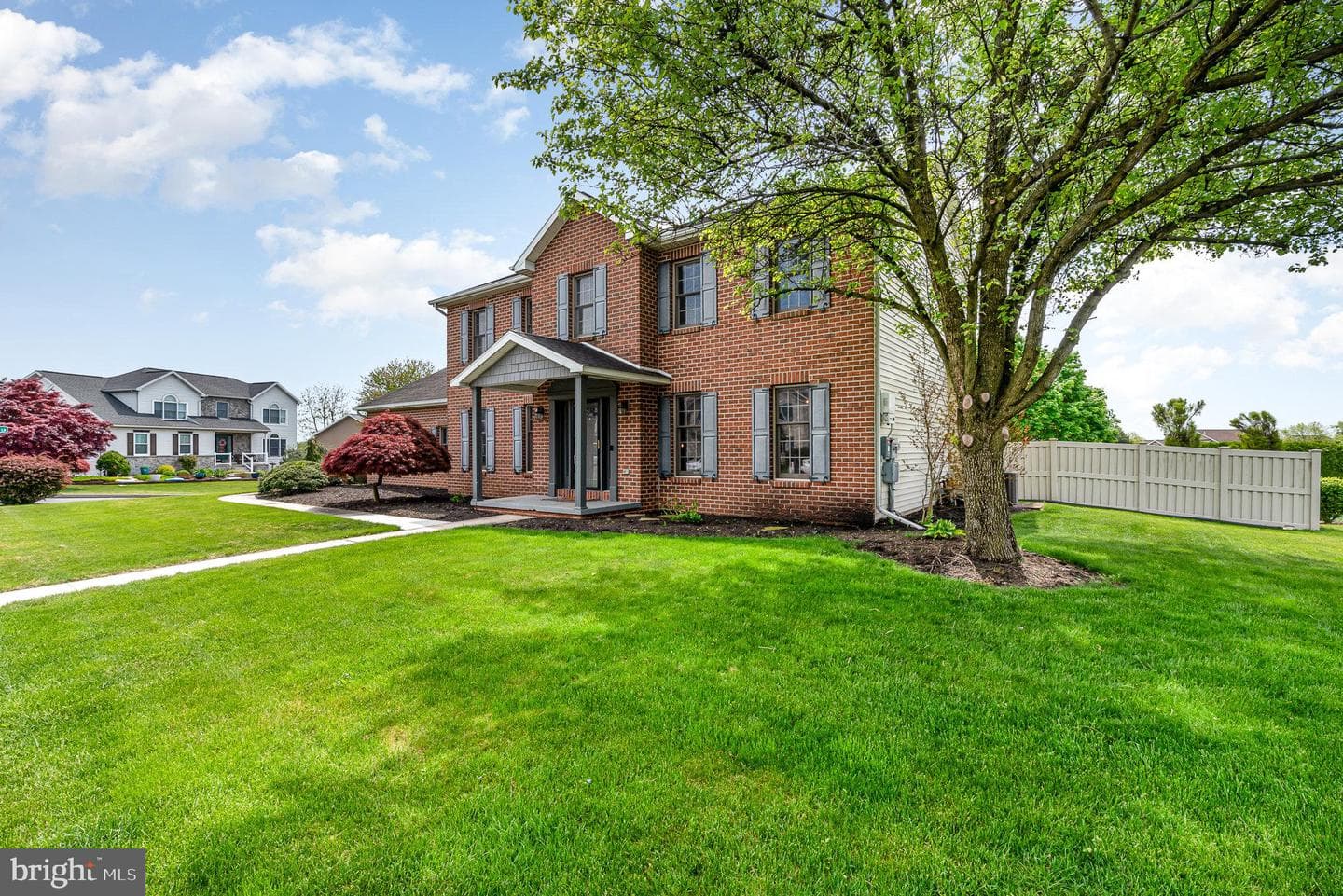 6809 Drake Drive photo 2
