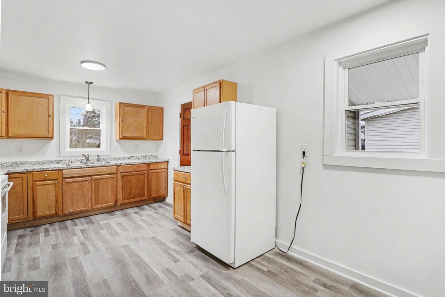 47 E High Street photo 18