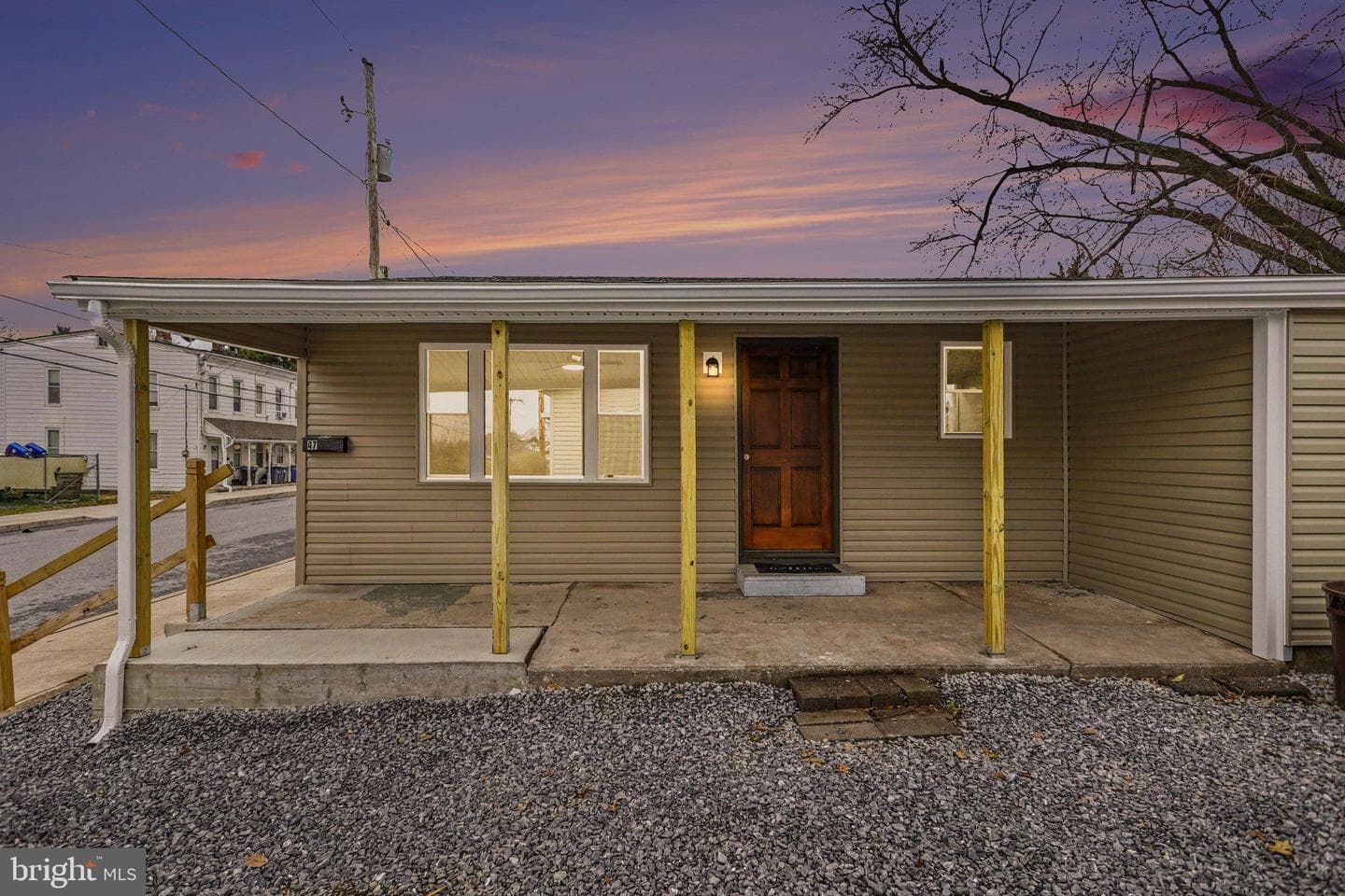 47 E High Street photo 5
