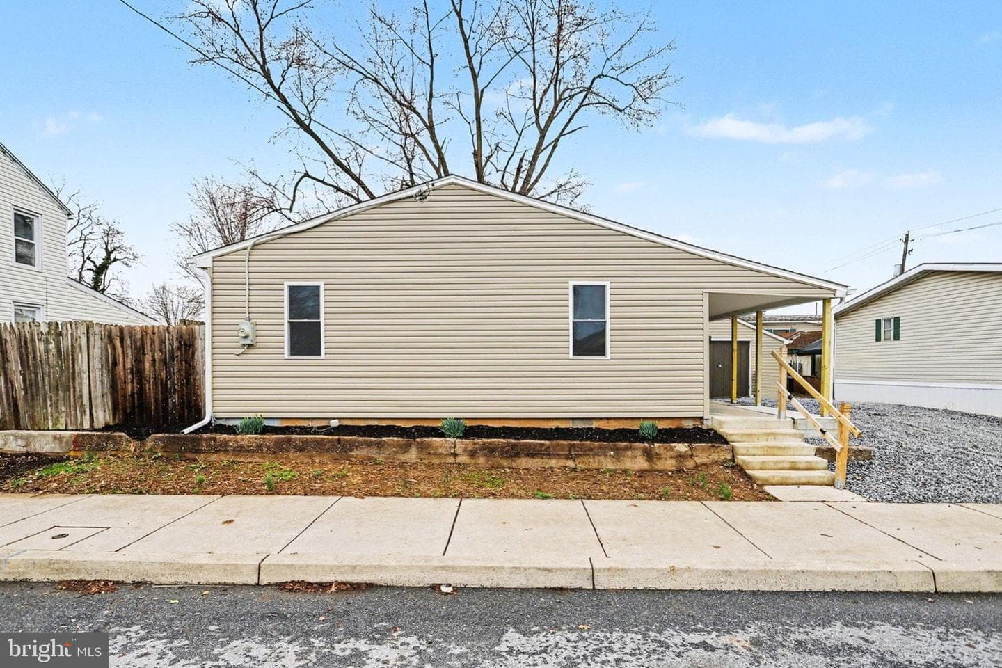 47 E High Street photo 6