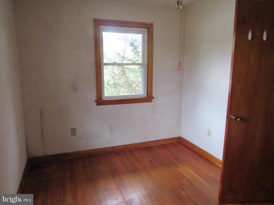 6717 Lehigh Avenue photo 9