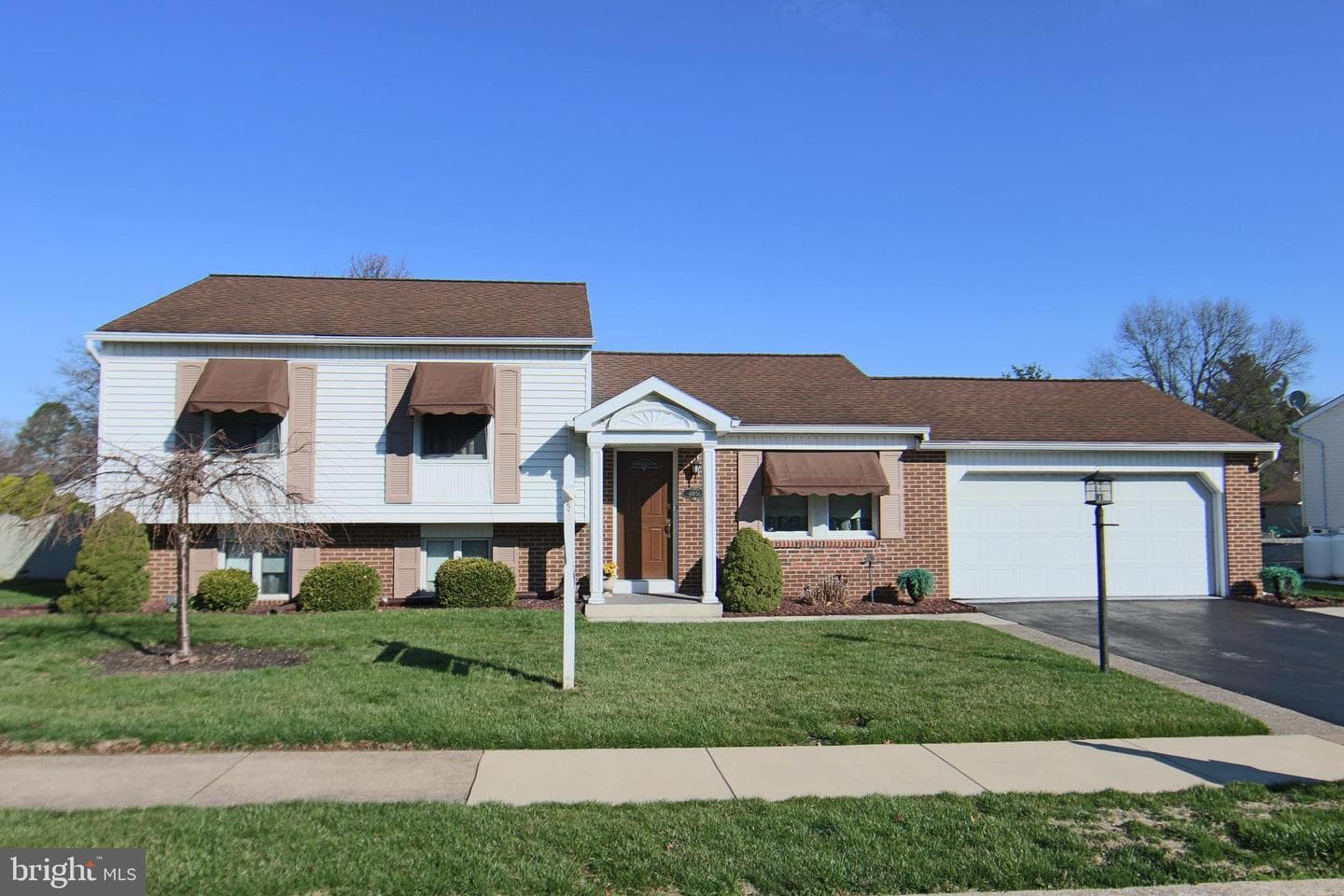 4856 Springtop Drive