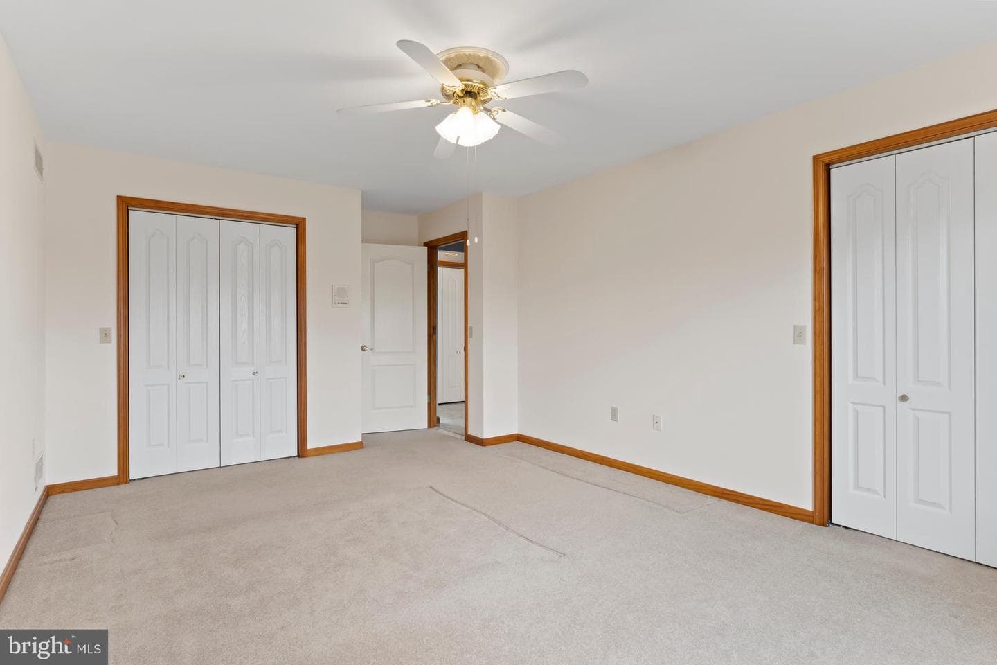 6365 N Huntsmen Dr. photo 24