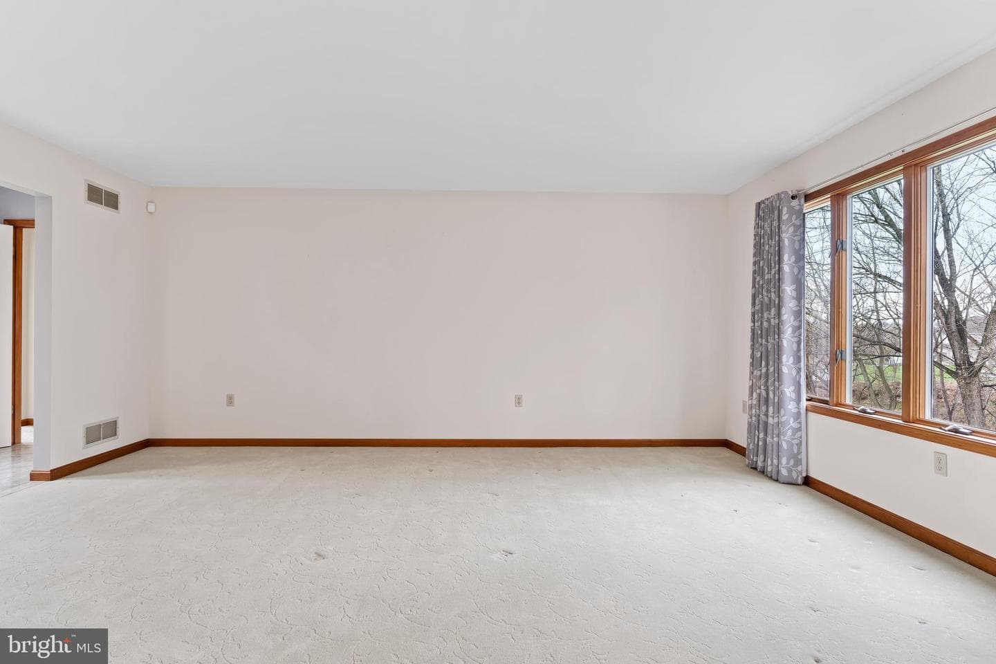 6365 N Huntsmen Dr. photo 27