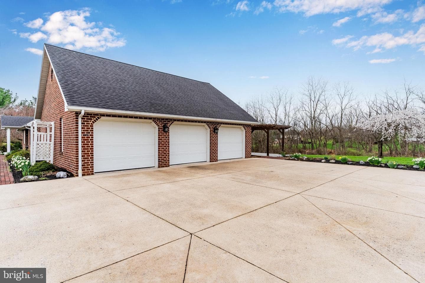 6365 N Huntsmen Dr. photo 59