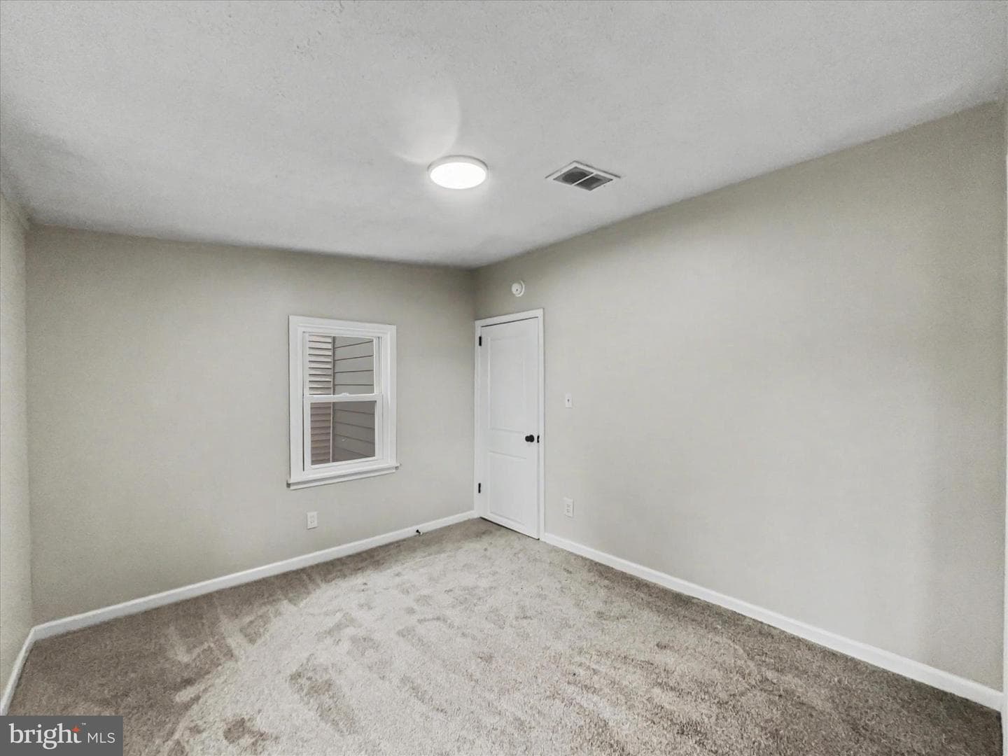 257 Moore Street photo 17