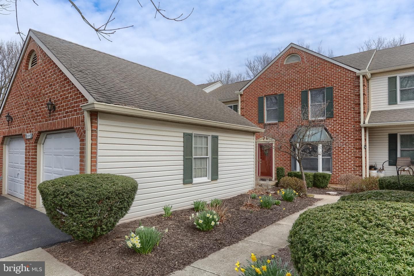 2039 Raleigh Road photo 2