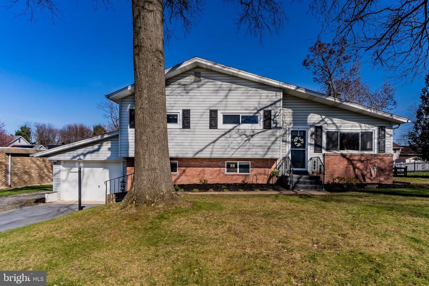 2173 Carol Drive photo 2