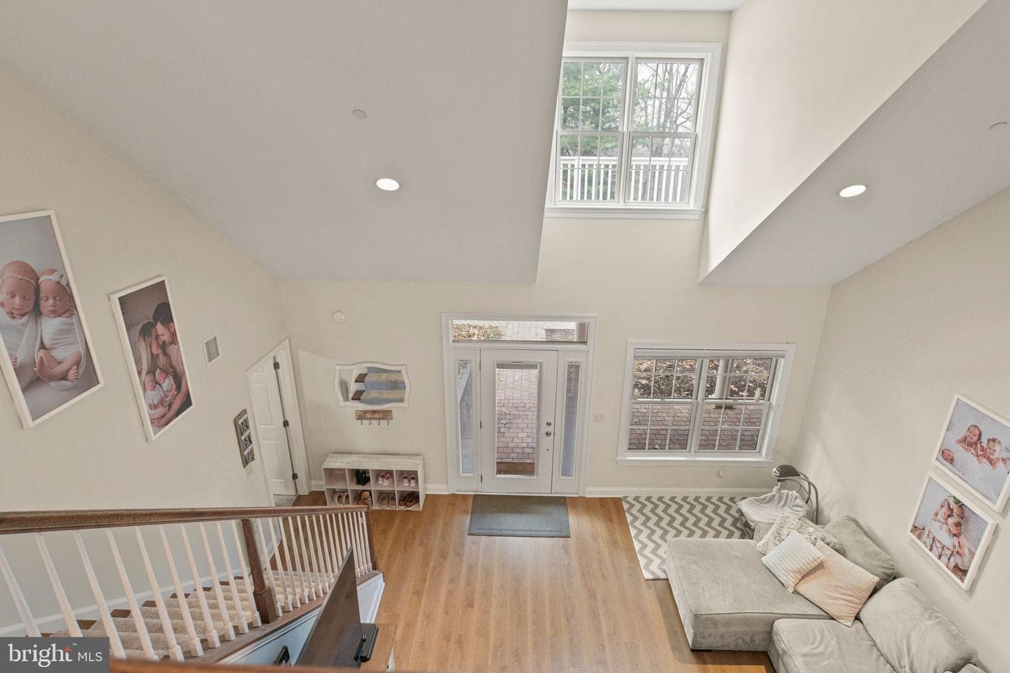 102 High Pointe Drive photo 25