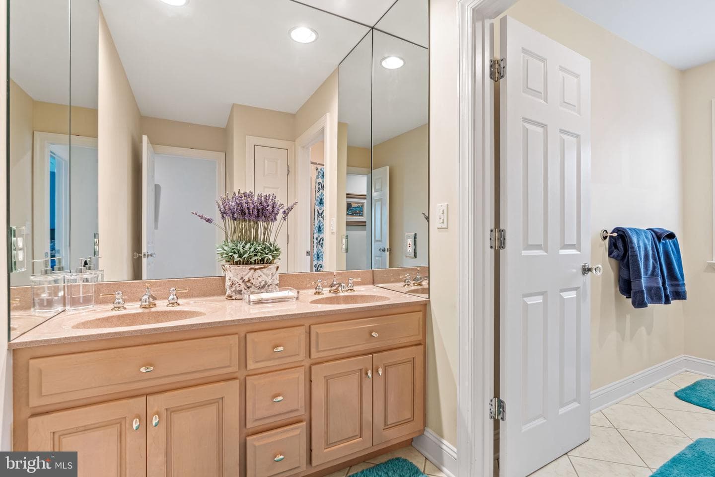 2309 Forest Lane photo 28