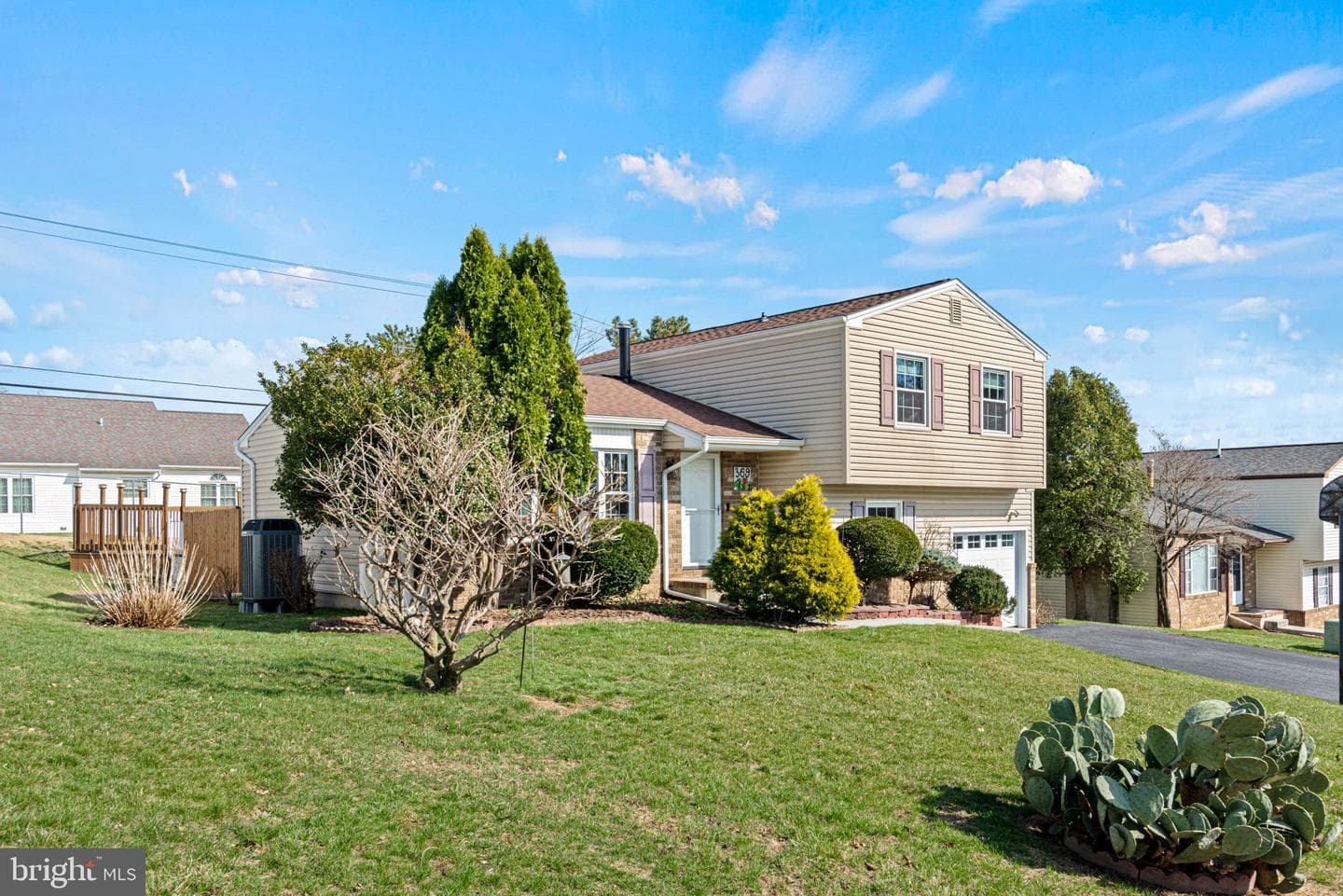 369 Hivner Road photo 2