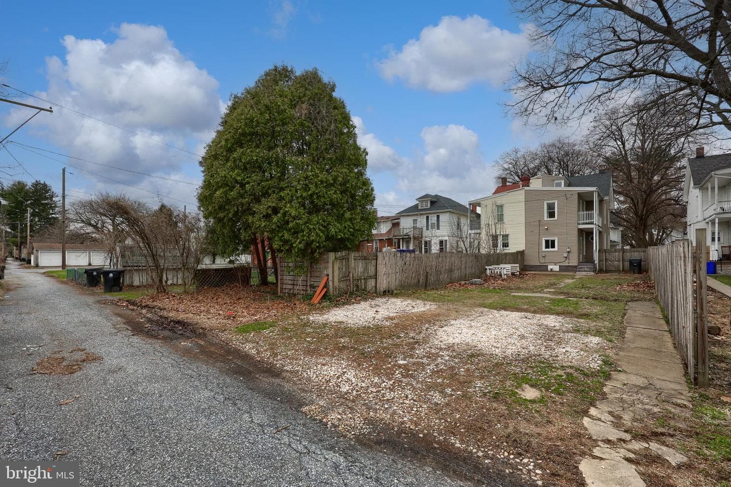 3211 N 4th Street photo 8