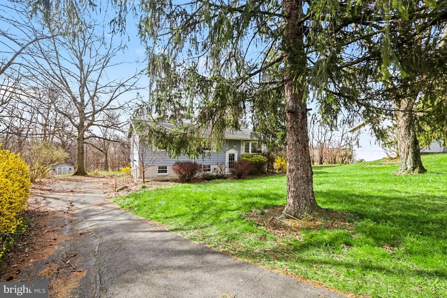 6085 Cherry Hill Road photo 2