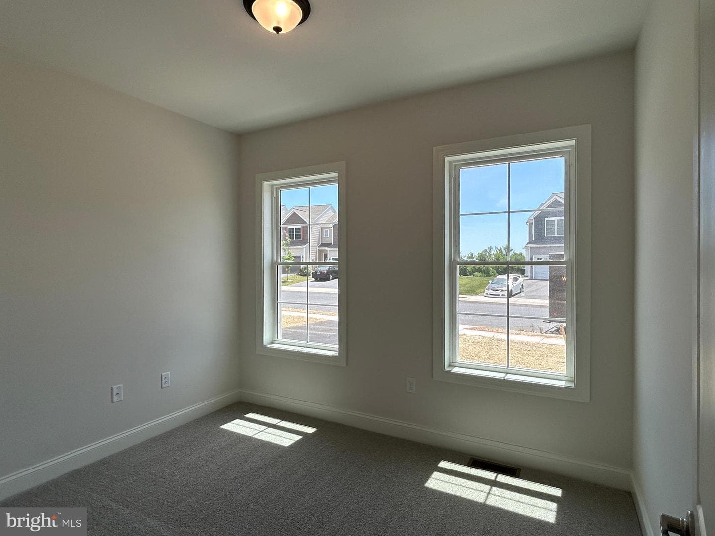 251 Sage Boulevard photo 17
