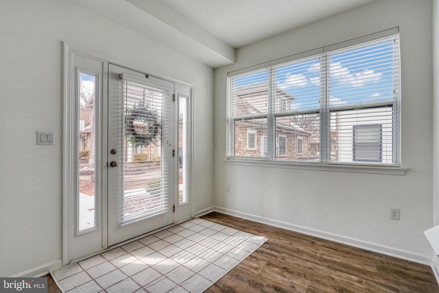 161 High Pointe Drive photo 5