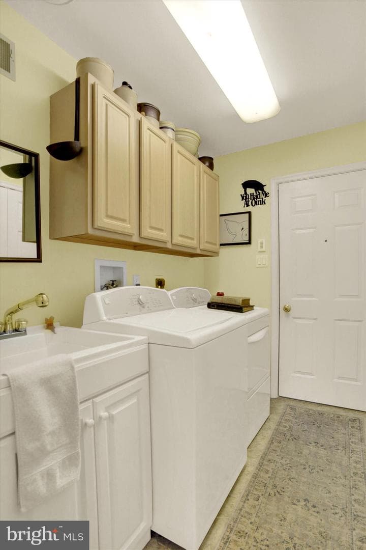 216 Fox Grove Place photo 22