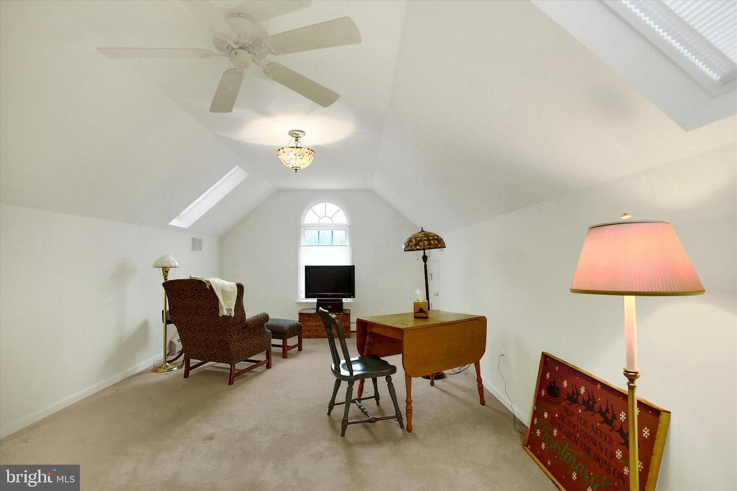 216 Fox Grove Place photo 36
