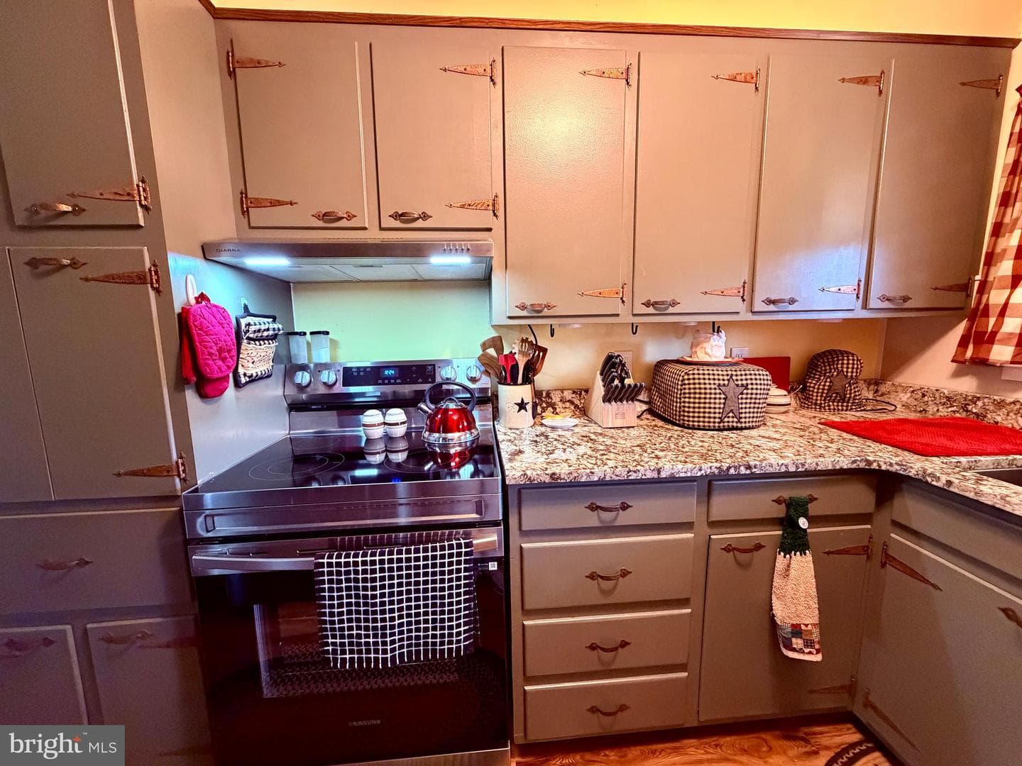 822 State Street photo 15