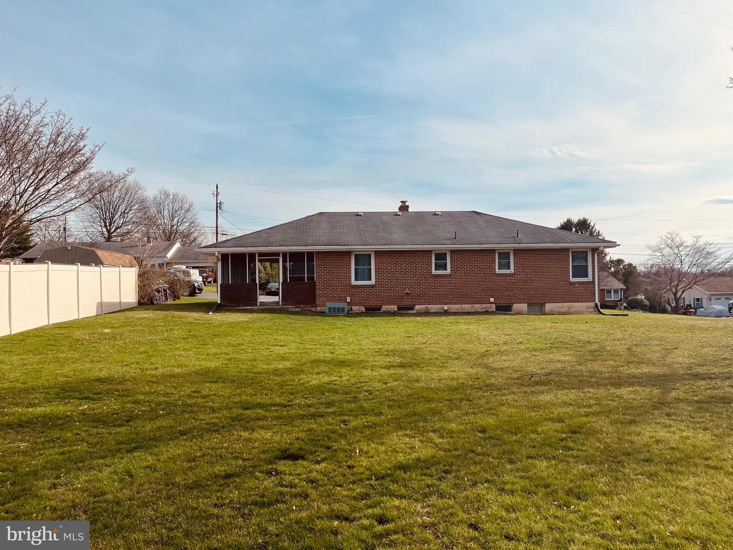 4912 Sunset Drive photo 4
