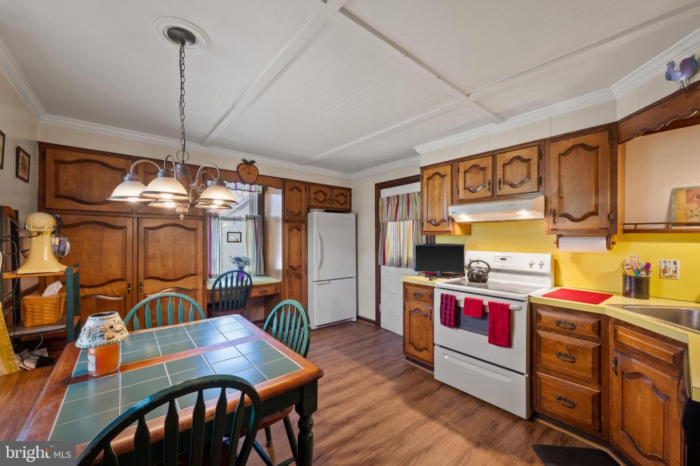 308 Redwood Street photo 13