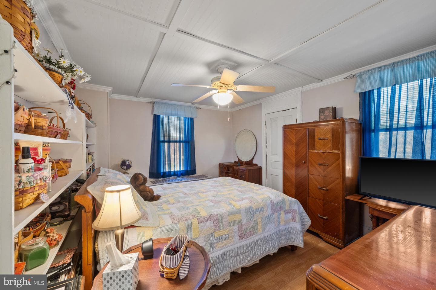 308 Redwood Street photo 27