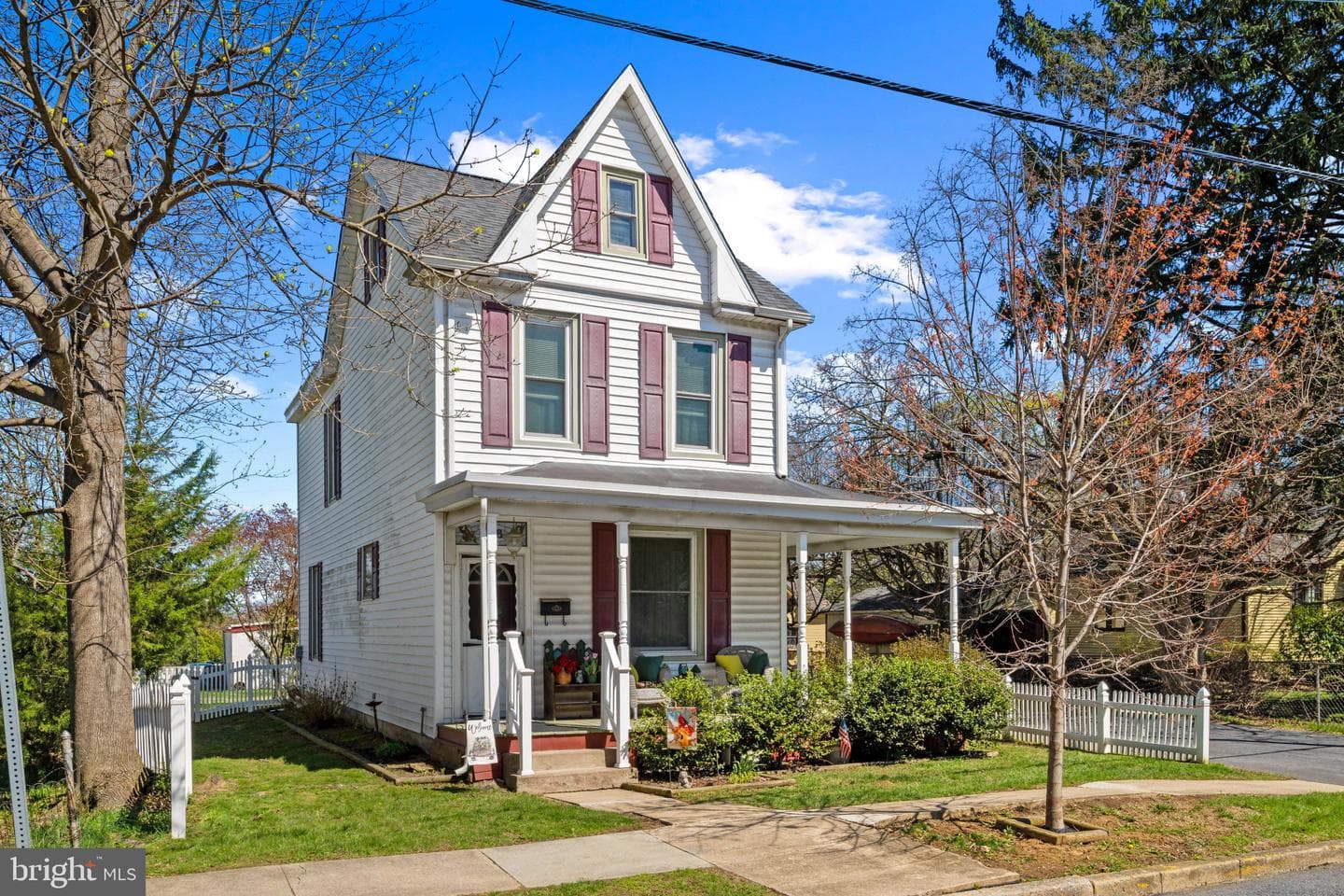 308 Redwood Street photo 3