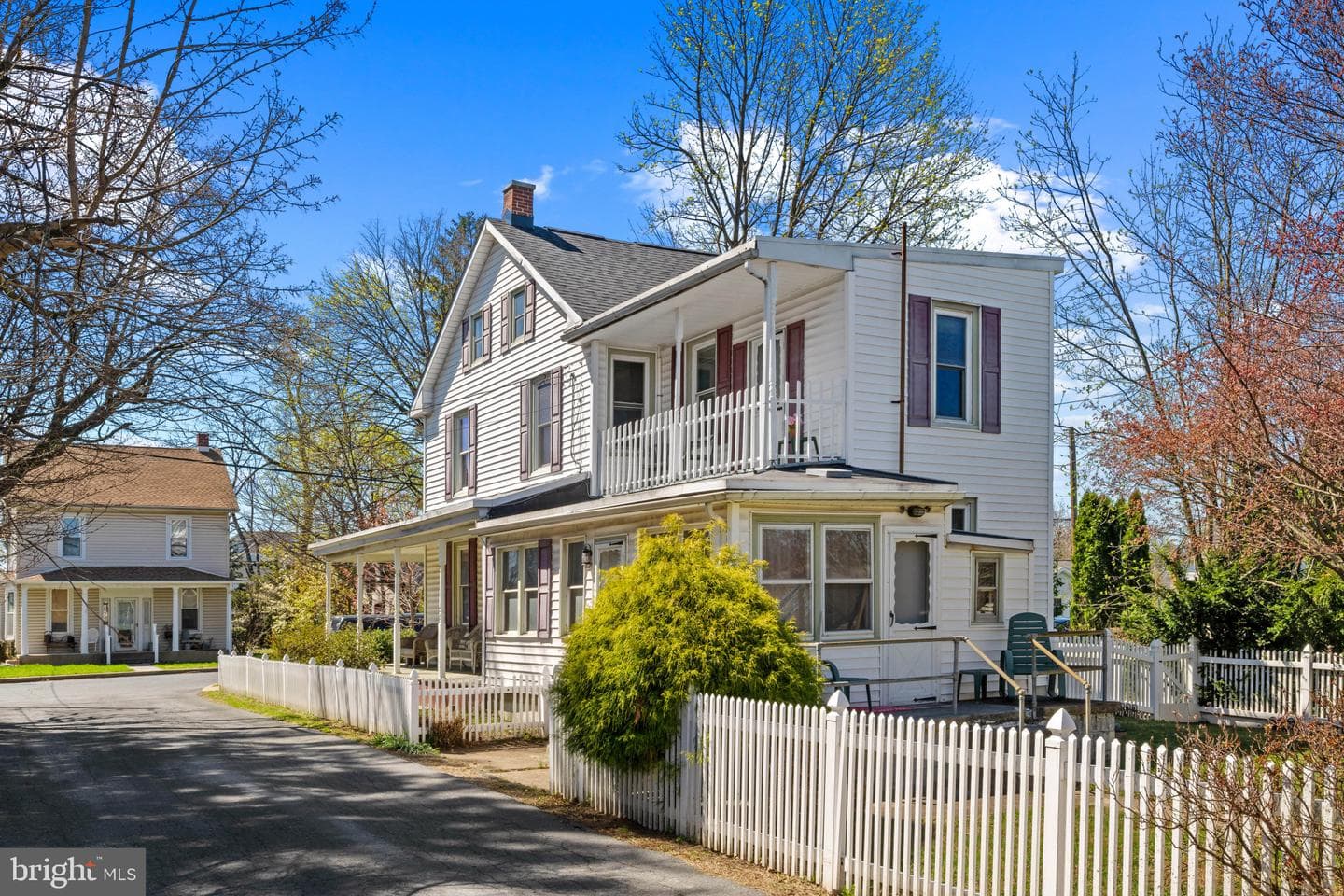 308 Redwood Street photo 4
