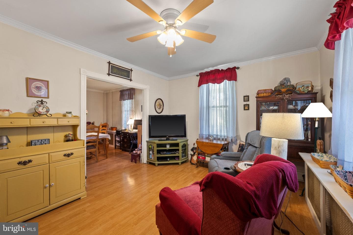 308 Redwood Street photo 8