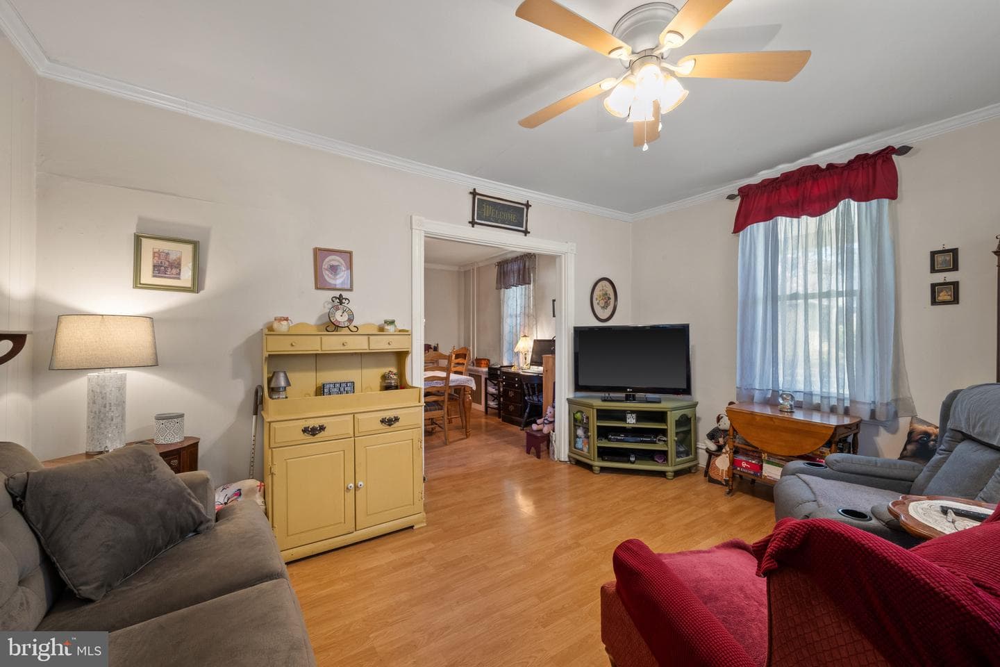 308 Redwood Street photo 9