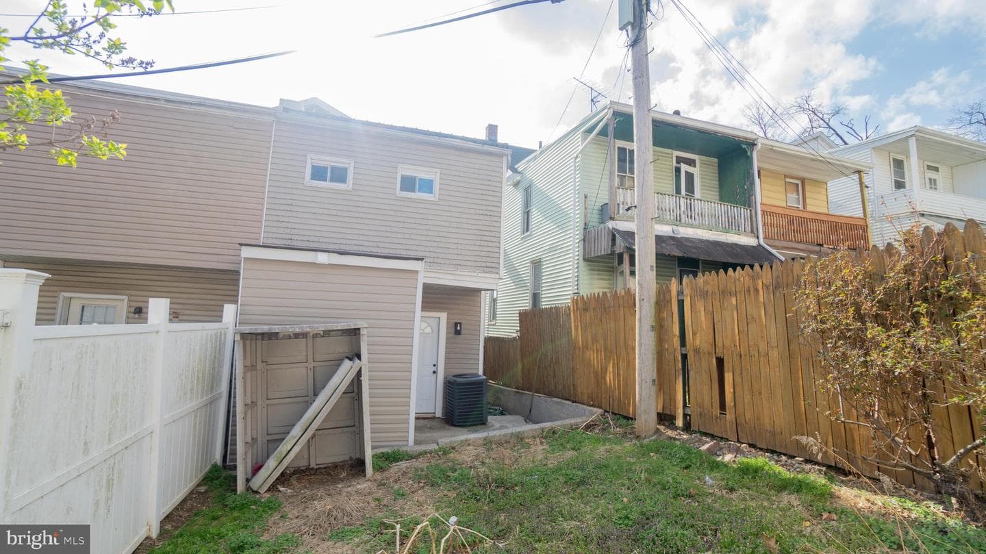 409 S 19th Street photo 31
