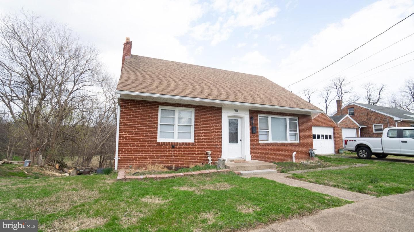 375 S 7th Street