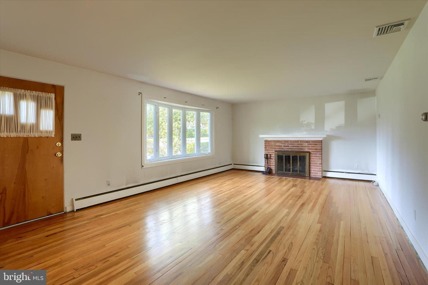 3802 Darby Road photo 5