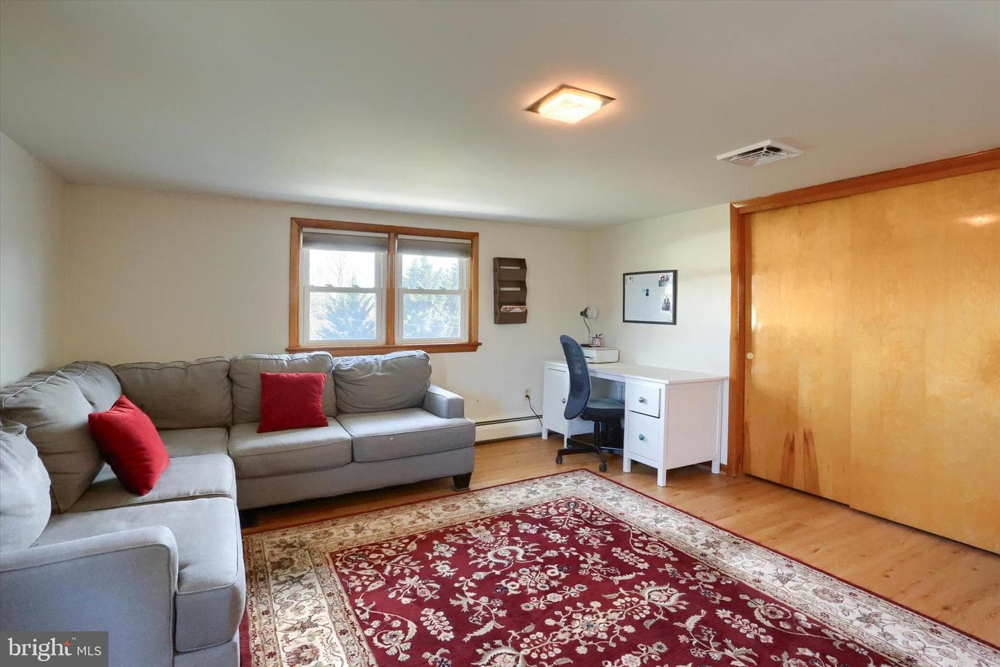 464 Cedar Avenue photo 24