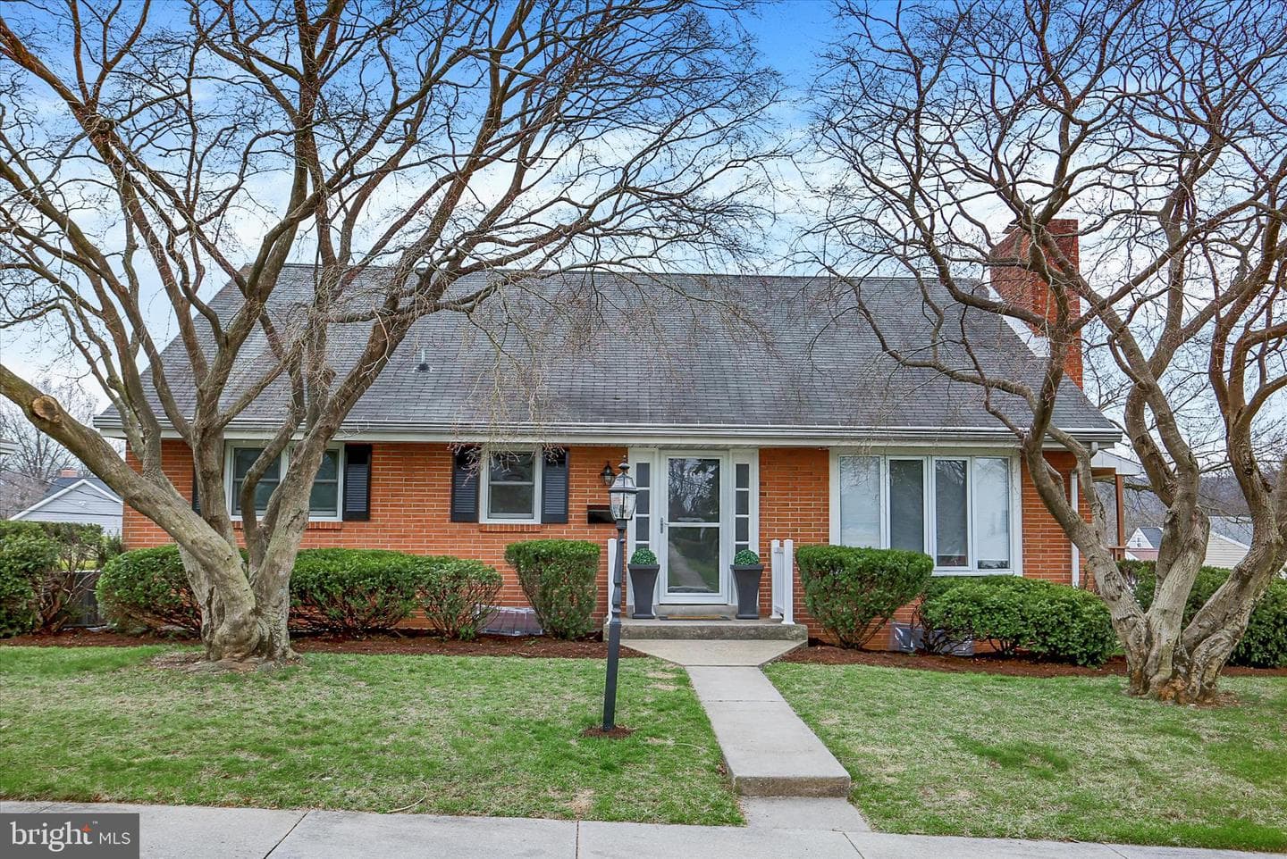 464 Cedar Avenue photo 37