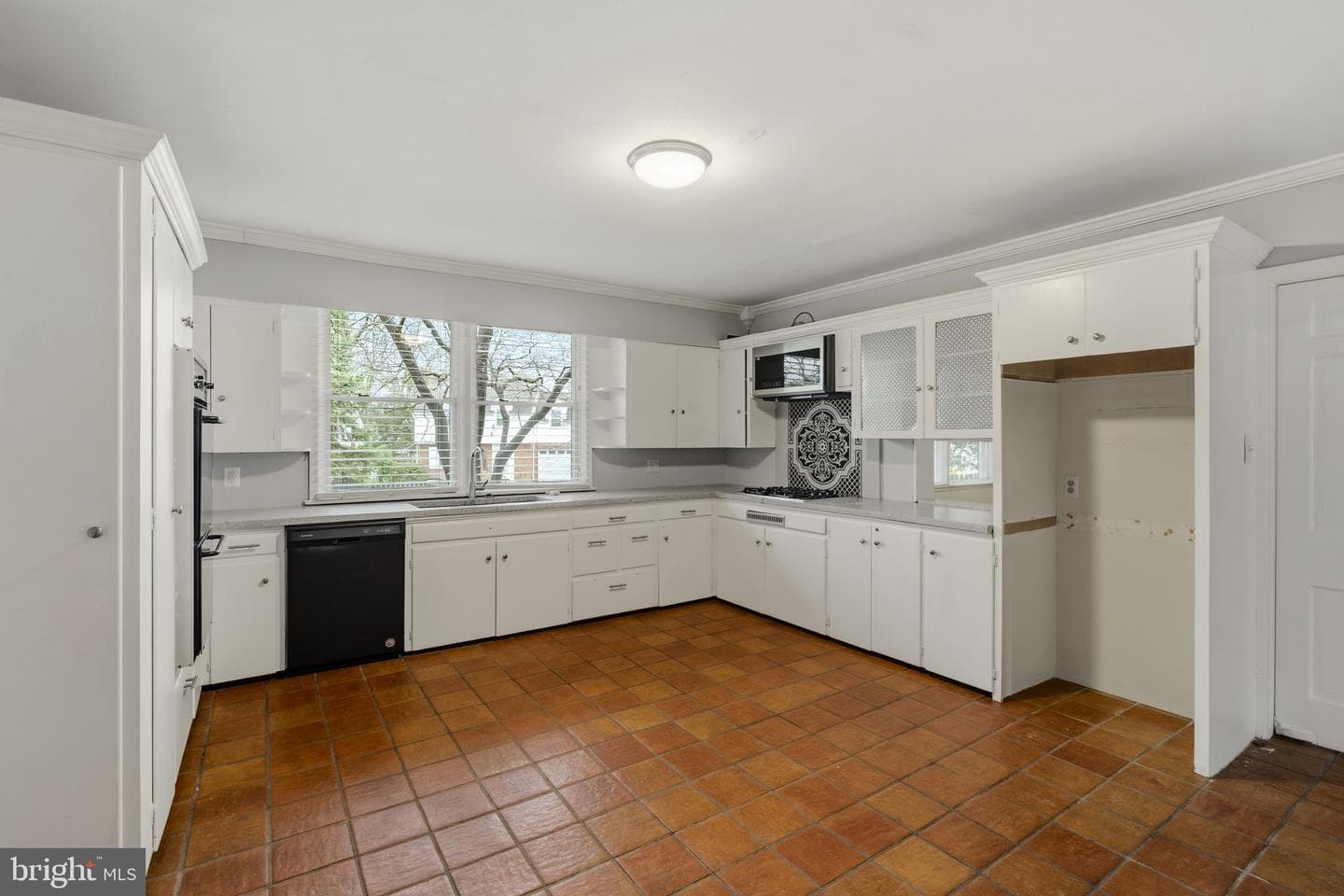 2301 Edgewood Road photo 14