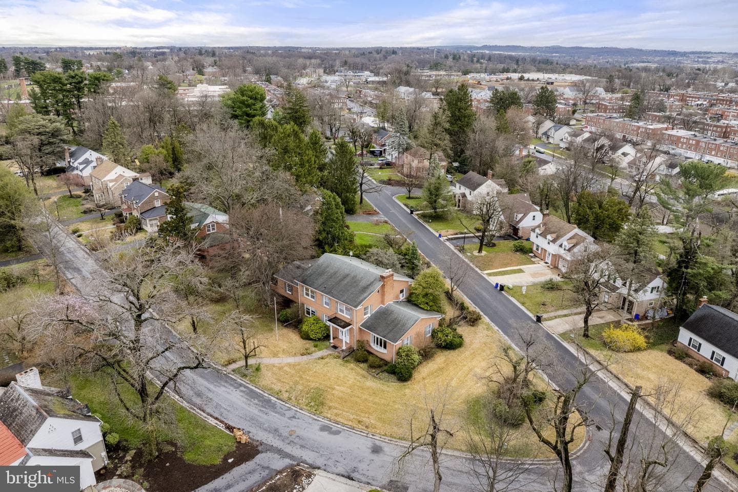 2301 Edgewood Road photo 42