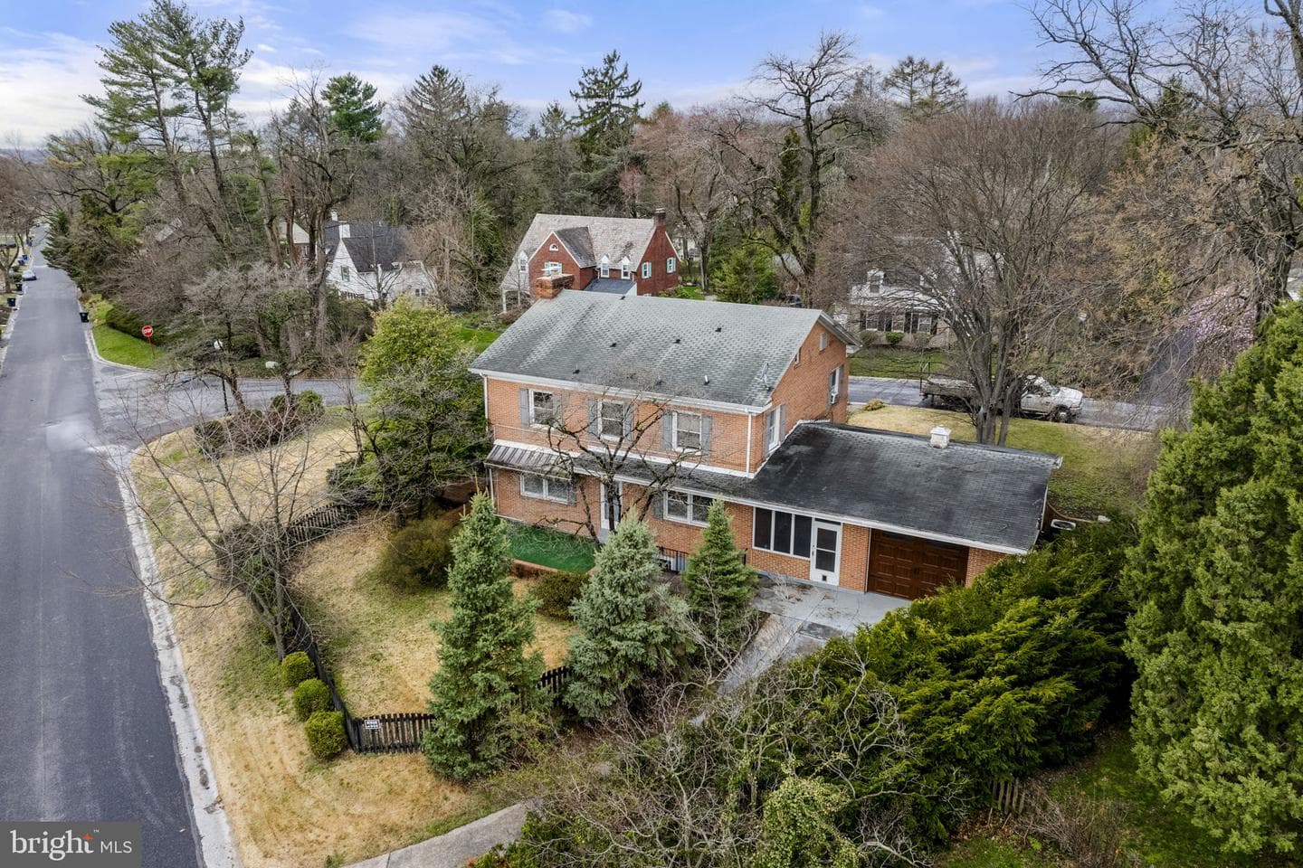 2301 Edgewood Road photo 44