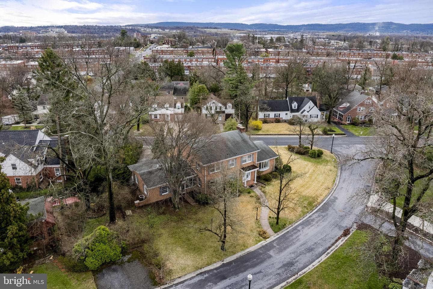 2301 Edgewood Road photo 45