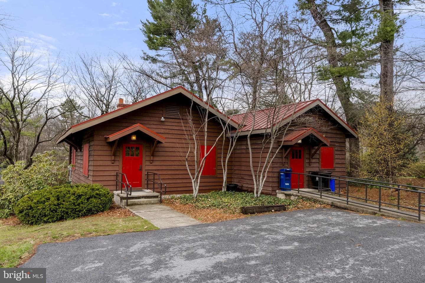 2301 Edgewood Road photo 59