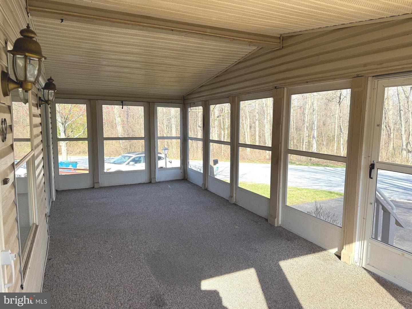 69 Meadow Run Pl photo 13
