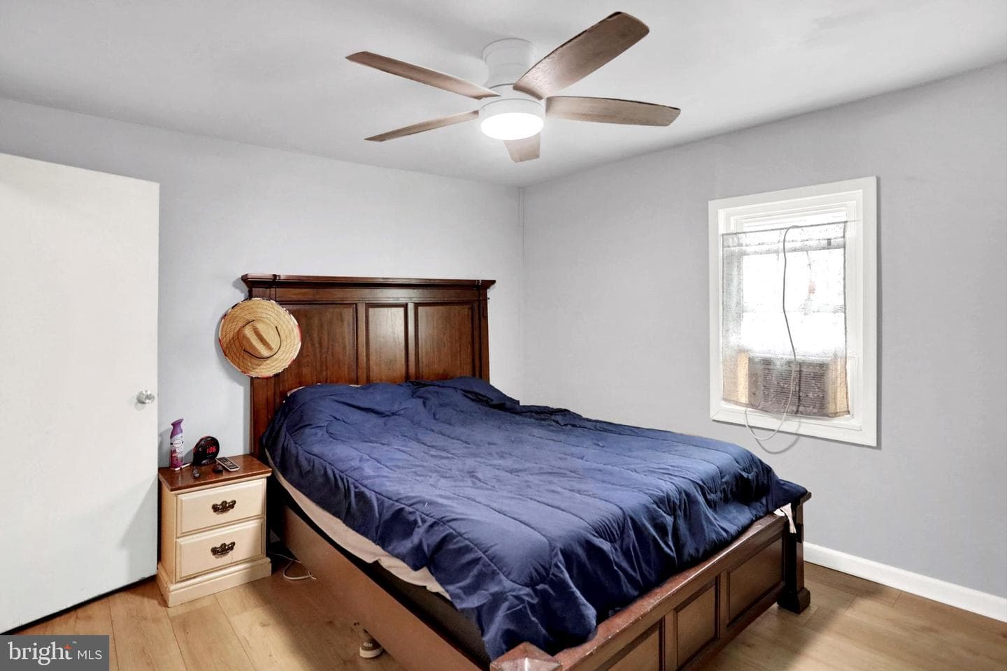 468 Elizabeth Street photo 20