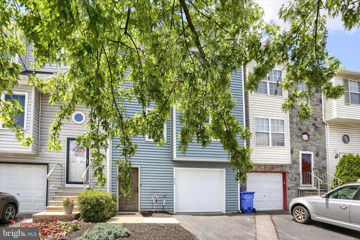 310 Lincoln Avenue photo 6