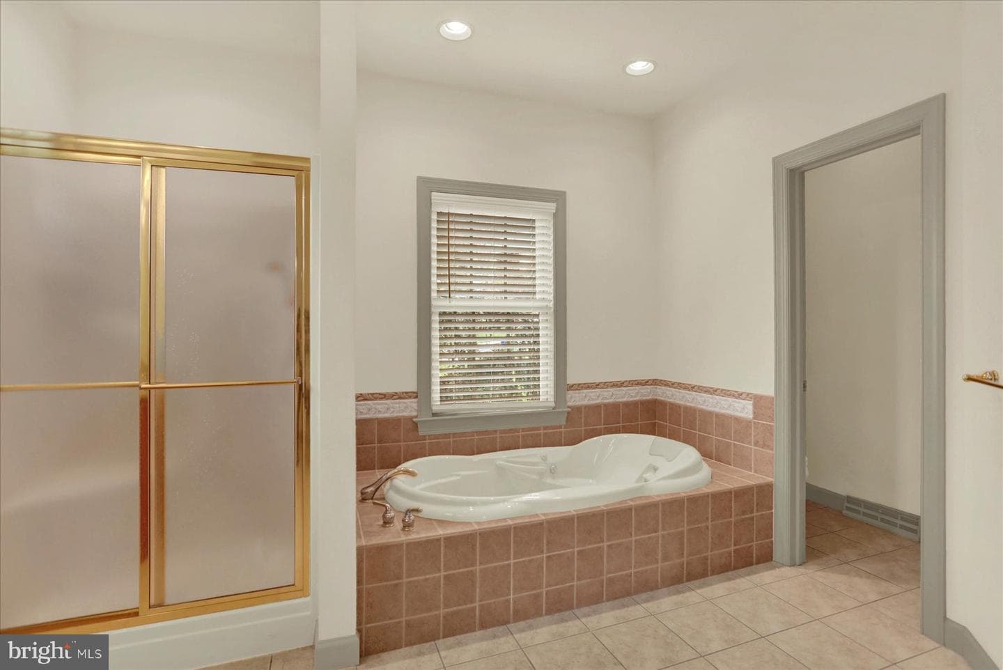4755 Maple Shade Drive photo 25