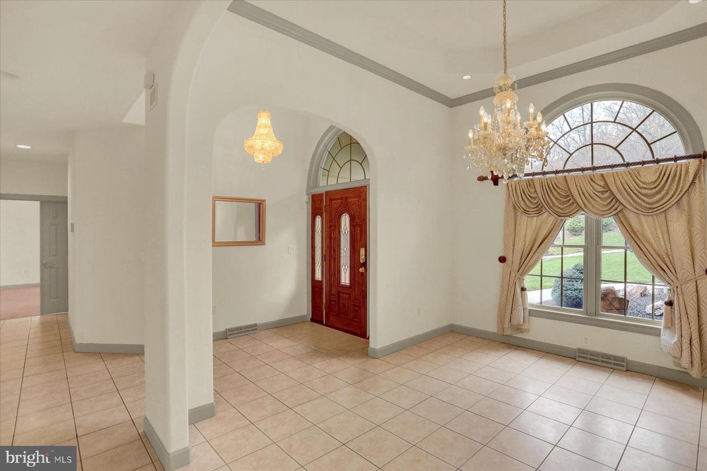 4755 Maple Shade Drive photo 9