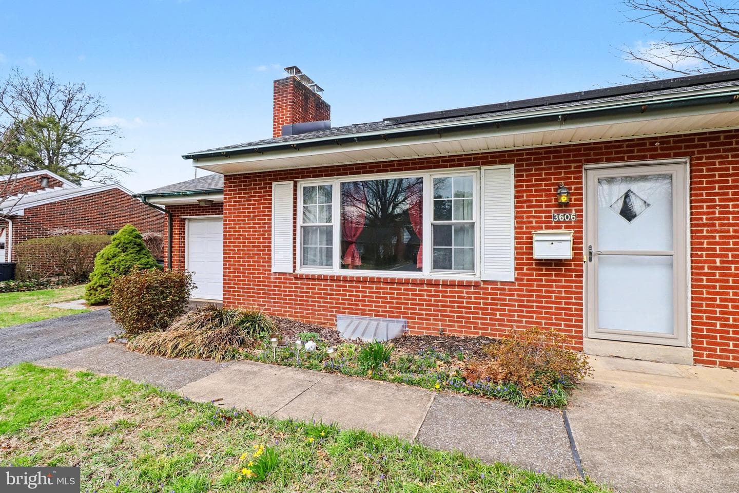 3606 Bonnyview Road photo 3